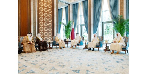 أمير قطر ناقش مع وزير الخارجية تطورات المنطقة والجهود المبذولة بشأنها