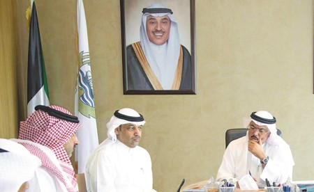 الطبطبائي: الإسراع في حصر شواغر «الإشرافية» تمهيداً لتسكينها من المتقدمين المجتازين للوظائف وفق الاحتياجات الفعلية