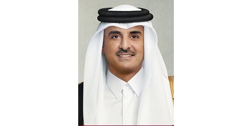 ماكرون يشيد بحكمة قطر في إدارة الأزمة وملك الأردن يُحذِّر من إطالة الصراع