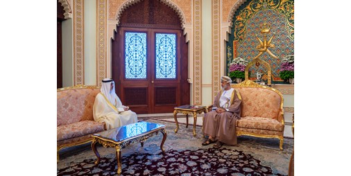 سلطان عُمان: تكثيف الجهود نحو تحقيق التهدئة وخفض التوتر والتصعيد وإيجاد الحلول لإنهاء الأزمة من جذورها