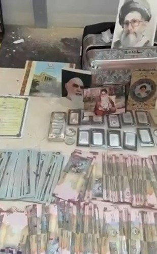 سبائك ومبالغ مالية ضمن المضبوطات