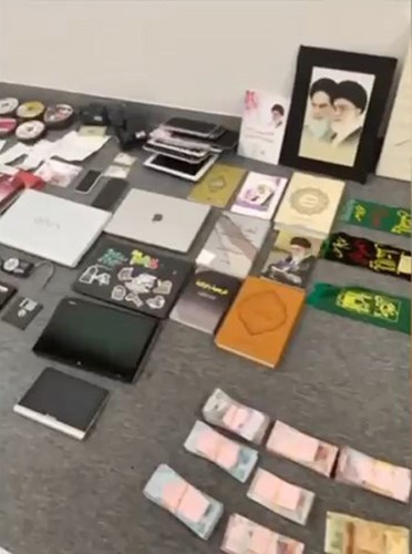 مبالغ وأجهزة للتواصل بين الموقوفين في الشبكة والعناصر الخارجية