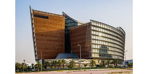 فحص الشهادات الدراسية لموظفي «التربية»