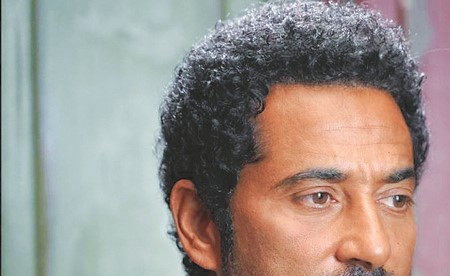 عمرو سعد: «اتظلمت بسبب خجلي»!