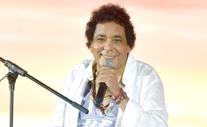 محمد منير يطرح آخر أغنيات ألبومه