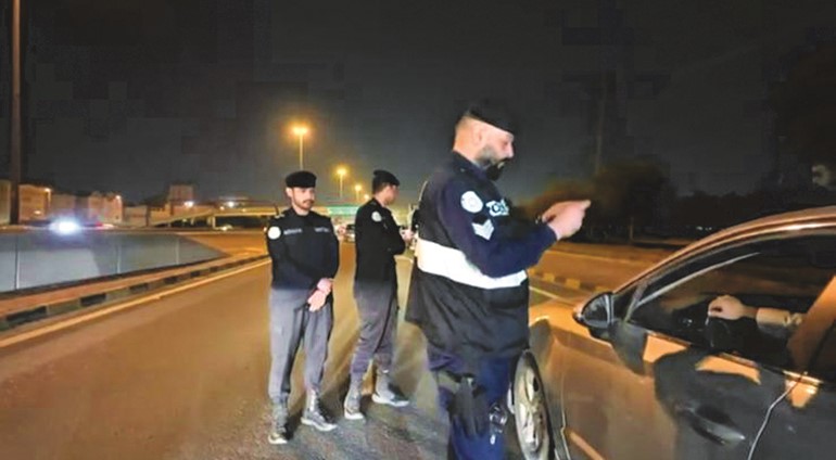 حملات التفتيش شملت مناطق داخلية وطرقا رئيسية وأقيمت على فترات متباعدة