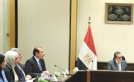 وزير الصحة يبحث مستجدات مدينة اللقاحات ويؤكد إطلاق أكاديمية VBC لتوطين الصناعات الحيوية