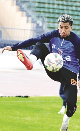 صافرة أوروبية للأهلي أمام بيراميدز والزمالك