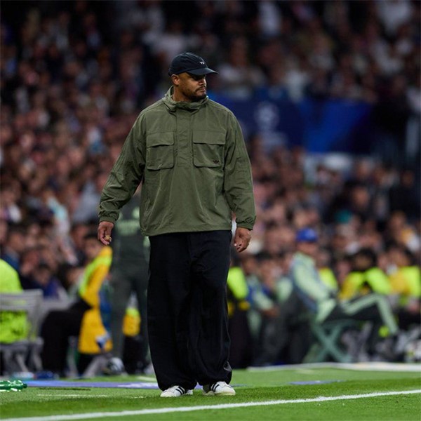 كومباني: كنا أقوياء ذهنياً أمام ريال مدريد.. والجمهور ساعدنا لتحقيق الفوز