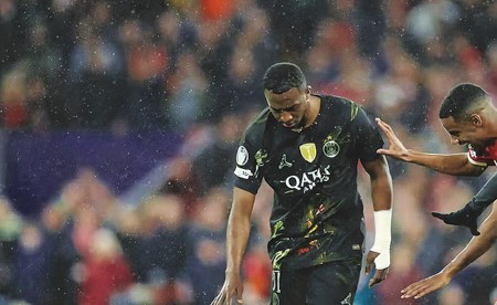 ليفربول يعلن غياب إيكيتيكي عن المونديال