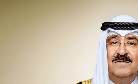 رئيس الوزراء تسلم رسالة خطية موجهة إلى الأمير من رئيس وزراء المملكة المتحدة