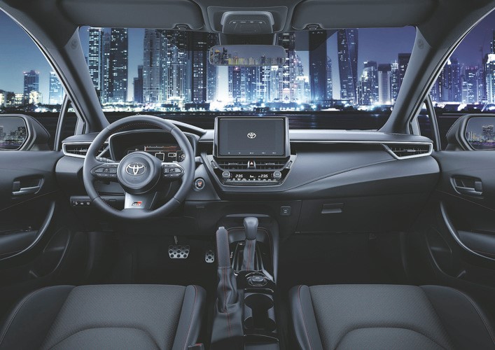  الساير و تويوتا تطلقان GR كورولا المستوحاة من عالم رياضة السيارات