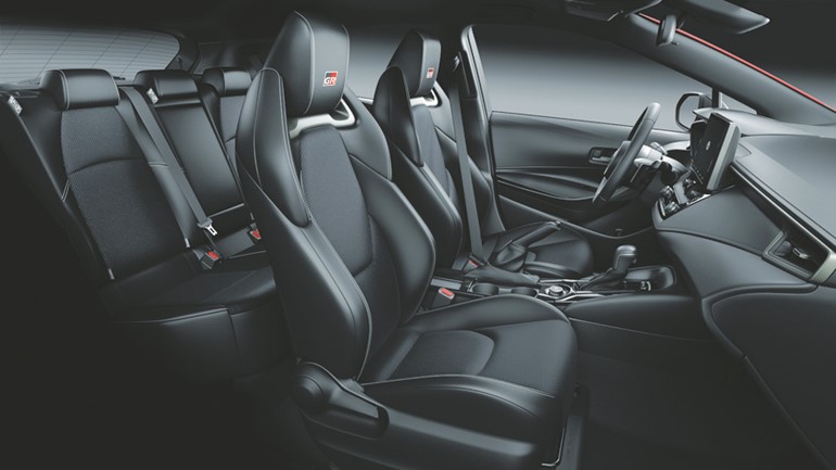  الساير و تويوتا تطلقان GR كورولا المستوحاة من عالم رياضة السيارات