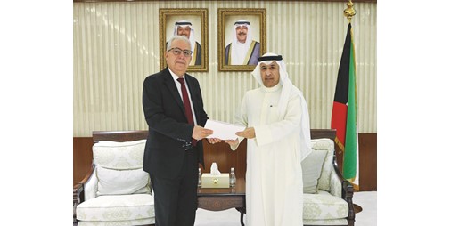 وزير الخارجية تلقى رسالة من نظيره المغربي عن العلاقات الثنائية والمستجدات الإقليمية والدولية