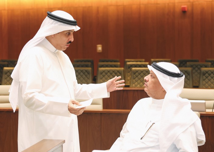 حديث بين نصار العازمي وعبدالله العنزي