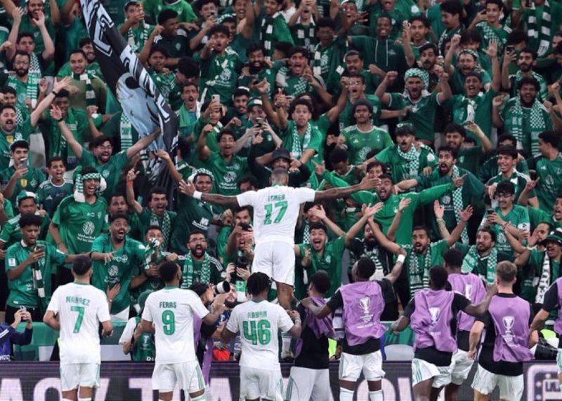 الأهلي السعودي يواصل التألق ويصعد إلى نهائي دوري أبطال آسيا للنخبة