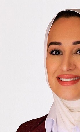 «القصر» تعتمد ترقية 122 موظفاً بالاختيار في مختلف قطاعاتها