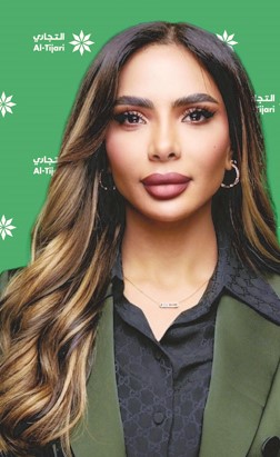 «التجاري» يُعرّف زوار «العاصمة مول» بمزايا «النجمة» عبر جناح خاص
