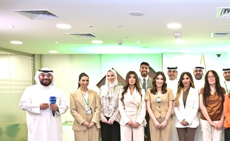 «التجاري» يستقبل الفائز الثامن بجائزة النجمة الكبرى