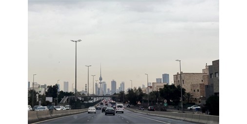 «الأرصاد»: أمطار متفرقة ورعدية أحياناً تستمر حتى صباح الثلاثاء