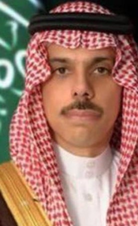 وزير الخارجية السعودي يبحث مع نظرائه الإقليميين مستجدات الأوضاع والمساعي المشتركة لإحلال الأمن