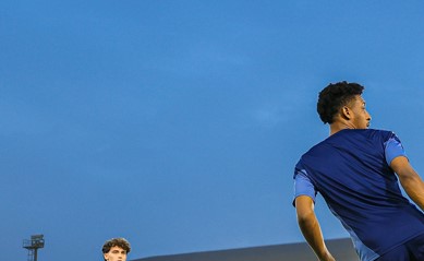 قمة منتظرة بين النصر وأهلي جدة اليوم