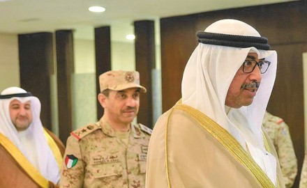 وزير الدفاع بحث التعاون العسكري والدفاعي مع وزير شؤون الجاهزية والصناعة الدفاعية البريطاني