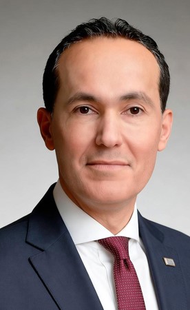 تعيين محمد عوض رئيساً تنفيذياً للهيئة العامة للاستثمار والمناطق الحرة وإيمان منصور نائباً
