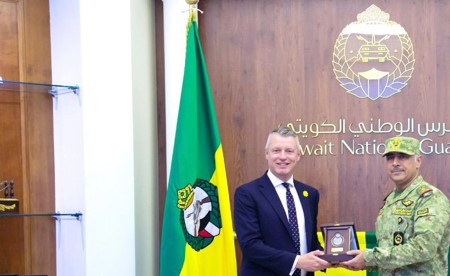 وزير شؤون الجاهزية والصناعة الدفاعية البريطاني: الكويت شريك دفاعي محوري والتعاون يحقق نتائج يومية ملموسة