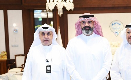 محافظ الفروانية ناقش مع مدير «الزراعة» سبل تطوير المشاريع والارتقاء بمستوى الخدمات