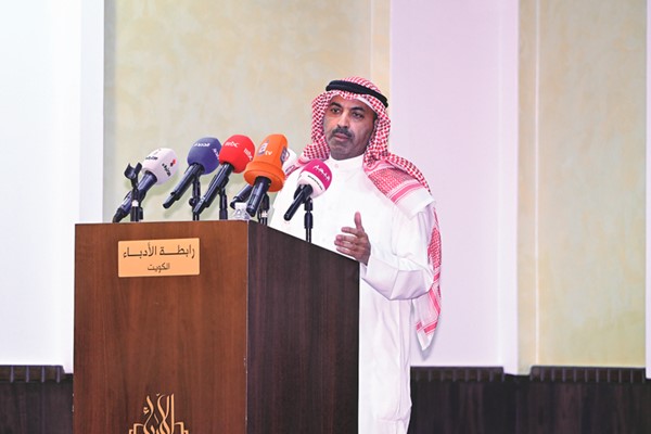 طارق العلي