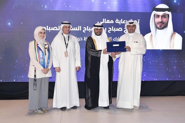 محافظ مبارك الكبير وحولي بالتكليف: كل الدعم لصقل المواهب الشابة وغرس مفهوم الثقافة التكنولوجية