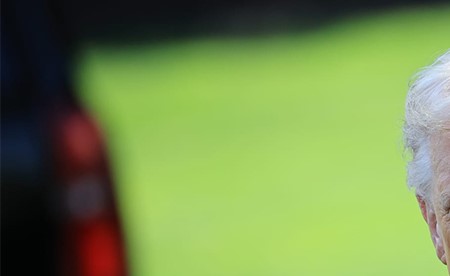 ترامب يرفع الرسوم على السيارات القادمة من الاتحاد الأوروبي بنسبة 25%