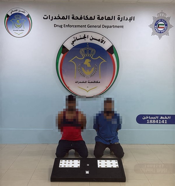 «الداخلية»: إحباط تهريب 5 كيلو من سائل الشبو عبر الشحن الجوي وضبط 6 متهمين بحوزتهم مؤثرات عقلية بقصد الاتجار