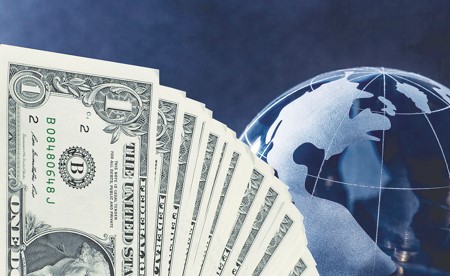 «الوطني»: البنوك المركزية تتبنى الحذر وسط تصاعد التقلبات الجيوسياسية