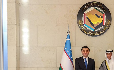 البديوي يبحث مع وزير خارجية أوزبكستان العلاقات الاستراتيجية بين المجلس ودول آسيا الوسطى