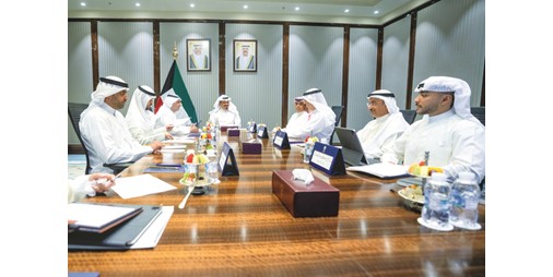 إعادة تنظيم الهياكل الحكومية