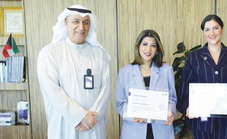 «الوطني» يرسّخ ثقافة التقدير والتميز الوظيفي من خلال «أنا الوطني»