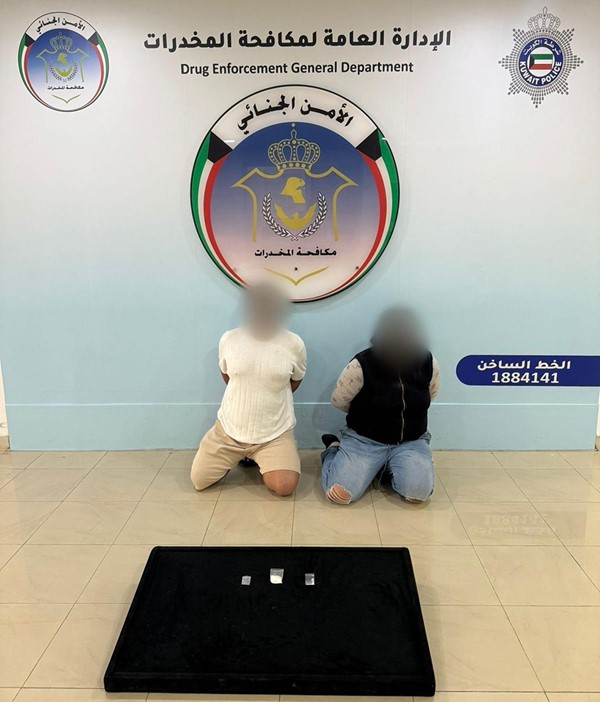 ضبط 10 متهمين بـ 3 كيلو مخدرات وحبوب لاريكا وكبتاغون ومشروبات كحولية وأسلحة نارية