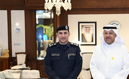 محافظ الفروانية يبحث مع مدير أمن المحافظة تعزيز التعاون الأمني