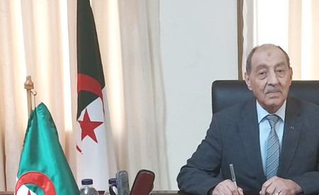 السفير الجزائري: التضامن الكامل مع الكويت في مواجهة كل ما يهدد أمنها واستقرارها