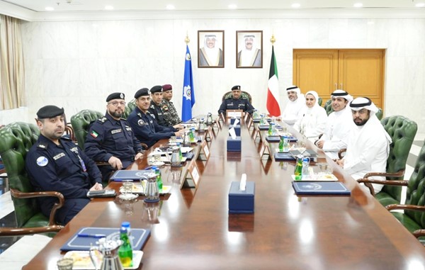 وكيلا «الداخلية» و«الشؤون الاجتماعية» بحثا الأطفال المودعين مع ذويهم في «المركزي» و«الإبعاد» والربط الإلكتروني مع الإدارة العامة للجنسية