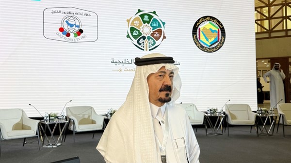 المدير العام لجهاز إذاعة وتلفزيون الخليج د.عبدالرحمن الهزاع 