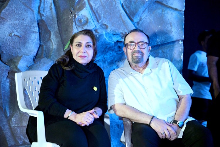 الزميل ياسر العيلة مع الفنانة هيفاء عادل