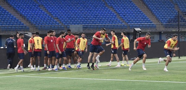  جانب من تدريبات نادي الكويت الأخيرة للمواجهة المرتقبة على لقب كأس التحدي الآسيوي