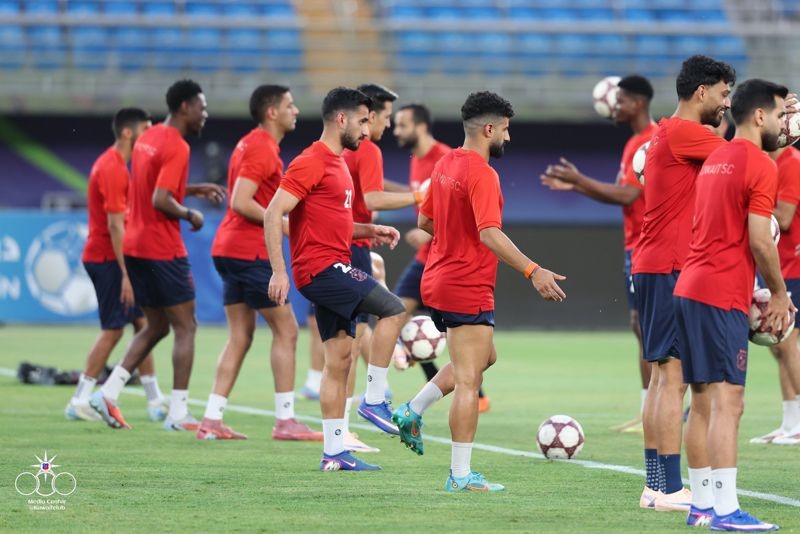 الجلاهمة تابع آخر التجهيزات والاستعدادات الخاصة بنهائي بطولة كأس التحدي الآسيوي ودعا الجماهير الرياضية لحضور المباراة ومساندة نادي الكويت