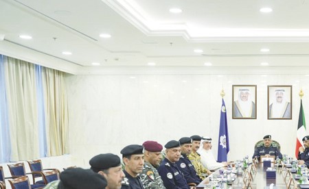 الوهيب: ترسيخ مبدأ العمل بروح الفريق الواحد