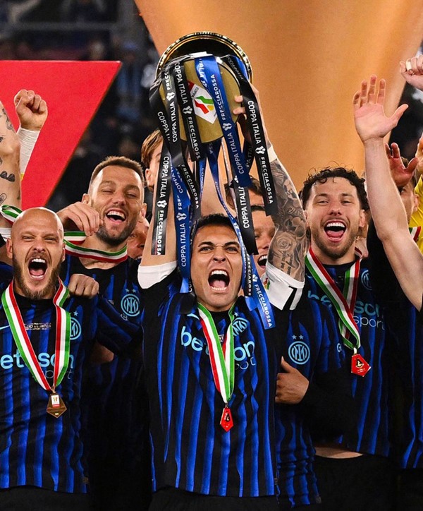 إنتر يتوج بكأس إيطاليا بالفوز على لاتسيو