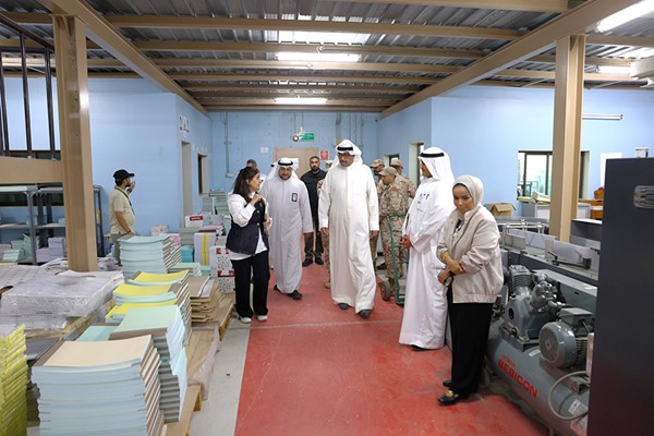 وزير الدفاع: مواصلة العطاء والعمل بروح الفريق الواحد لخدمة الوطن