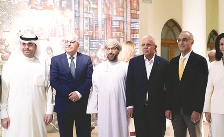 جمعية السدو الحرفية تفتتح معرض «منطق النول» بمشاركة 5 فنانين